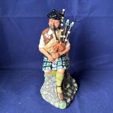 Royal Doulton "A Good Catch" and "The Piper" - thumbnail 7 of 10