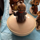 Hummel Figurines - thumbnail 4 of 36