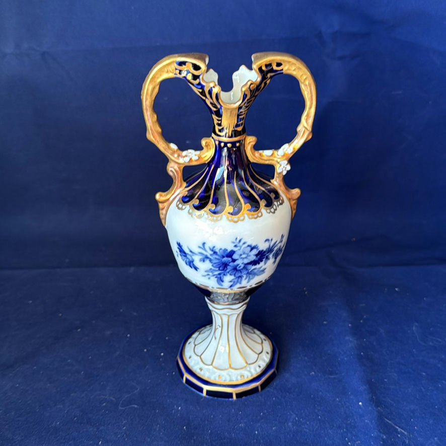 Antique & Vintage European Porcelain Vase Collection (3 Pieces) - image 11 of 14