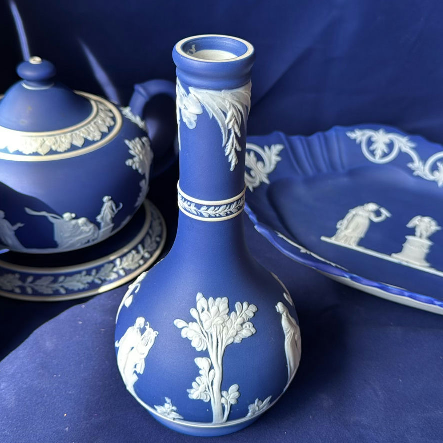 Wedgwood Blue Jasperware - image 4 of 16