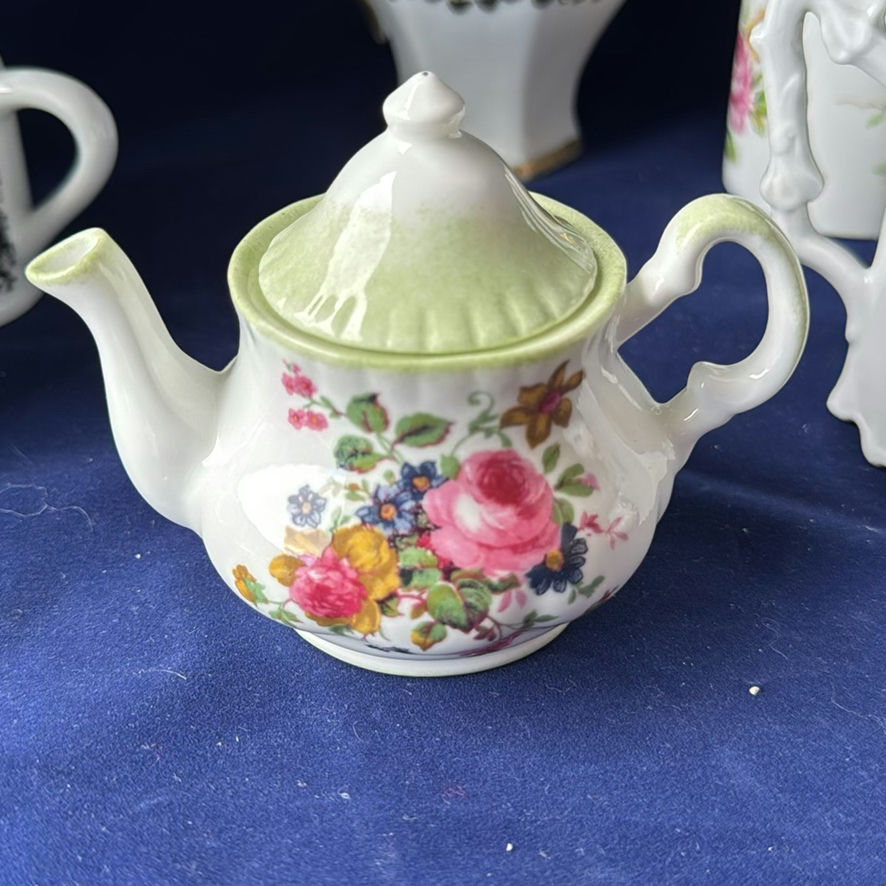 Various Creamers, 2 lidded Dishes Nippon, Hammersley And More - image 12 of 35