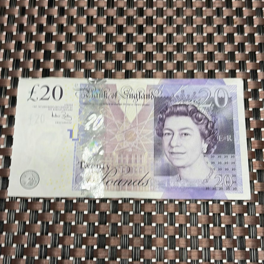 Australian And English Currency - image 12 of 13