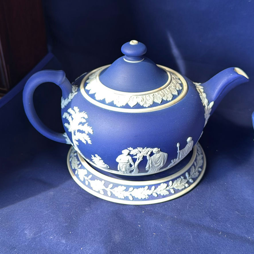 Wedgwood Blue Jasperware - image 11 of 16