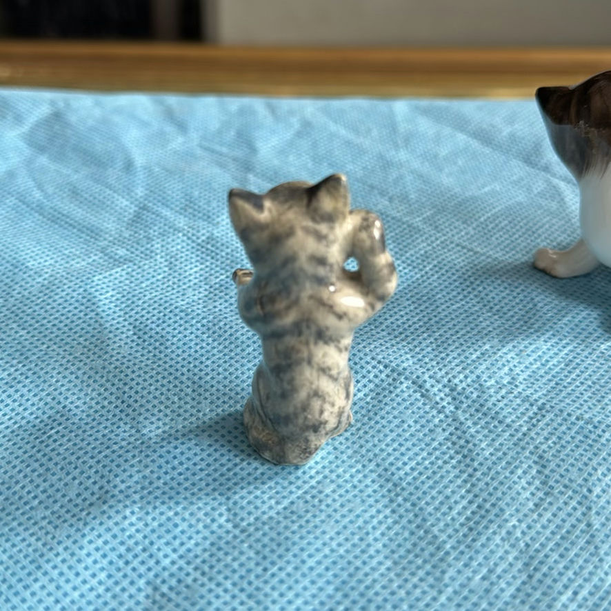 Lot Of Cats - image 29 of 43