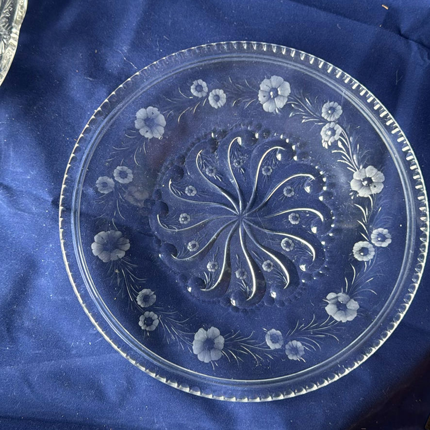 Pressed Glassware - image 11 of 18