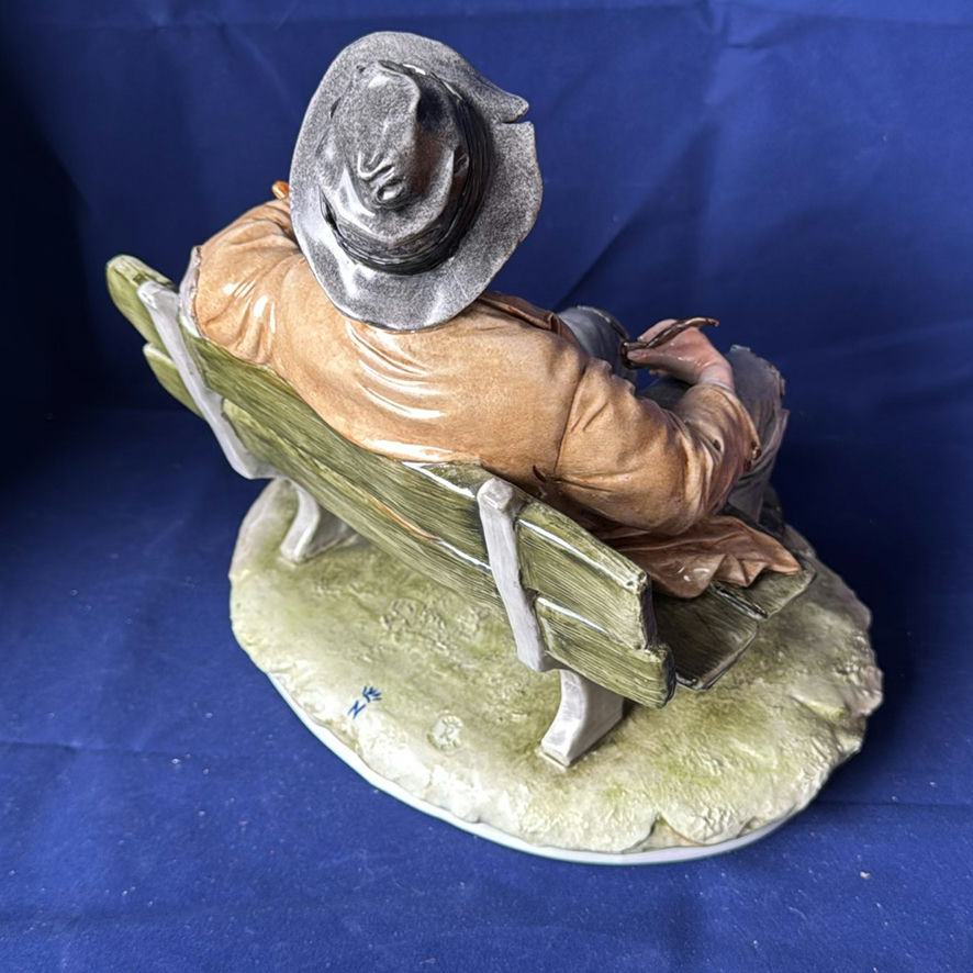 Capodimonte “Tramp On A Bench” - image 6 of 7