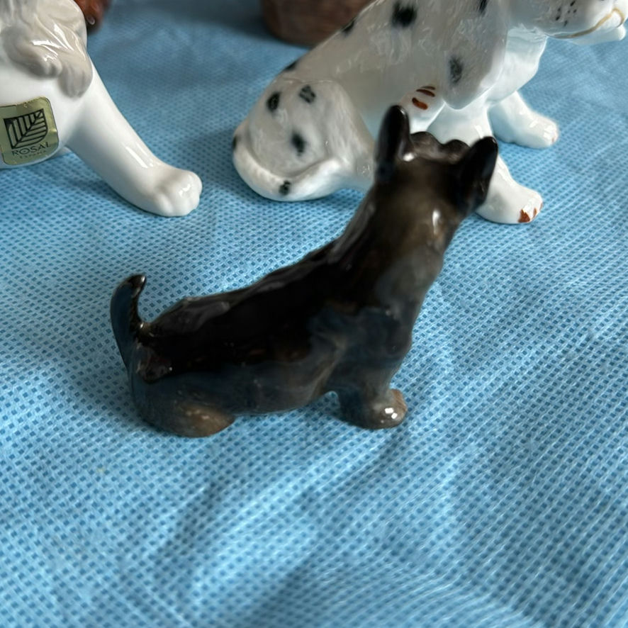 Lot Of Vintage Royal Doulton, Lladro And Royal Copenhagen Dogs - image 4 of 24