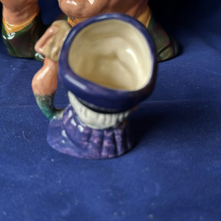 Royal Doulton Men Mugs Incl. Robin Hood, The Collector and 8 Smaller Ones - image 28 of 37