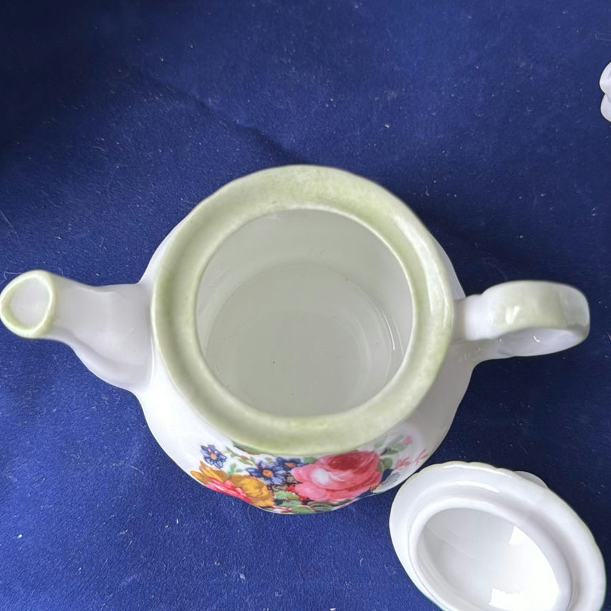 Various Creamers, 2 lidded Dishes Nippon, Hammersley And More - image 13 of 35