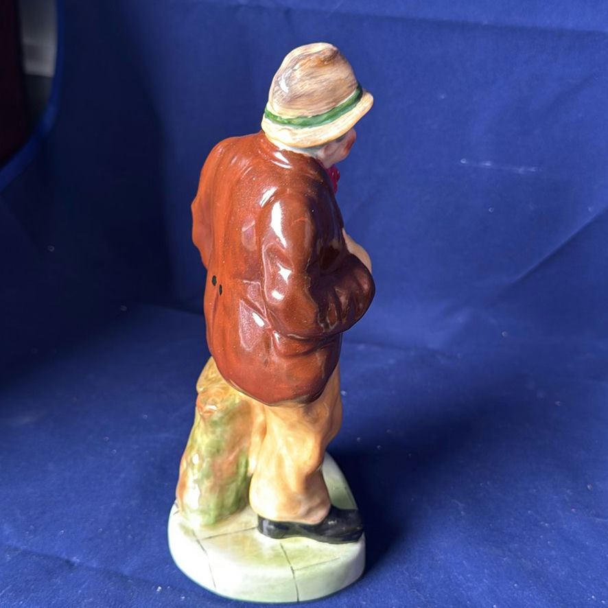 Coalport “Tinker” And Royal Doulton Sir John A. Macdonald - image 5 of 10