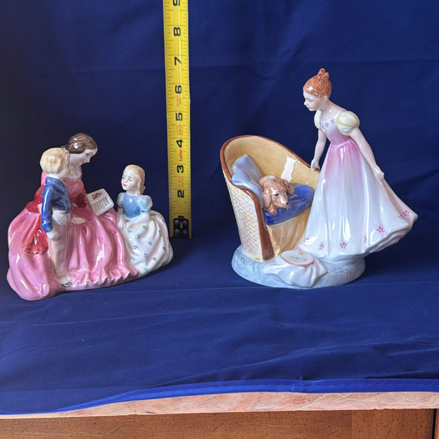 Royal Doulton The Bedtime Story And Beat You To It - image 1 of 9