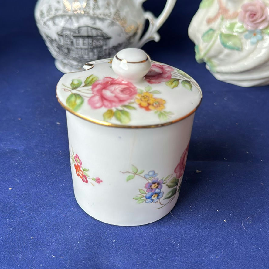 Various Creamers, 2 lidded Dishes Nippon, Hammersley And More - image 29 of 35