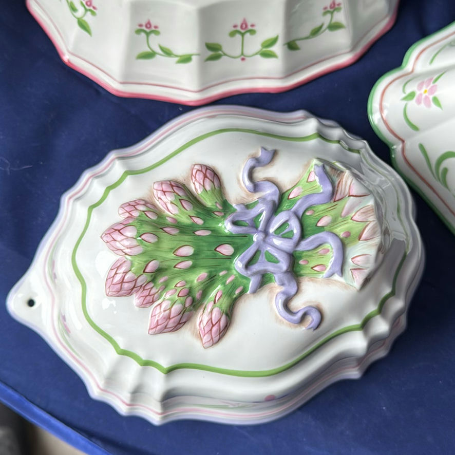 Le Cordon Bleu Franklin Mint Ceramic Wall Molds - image 6 of 14