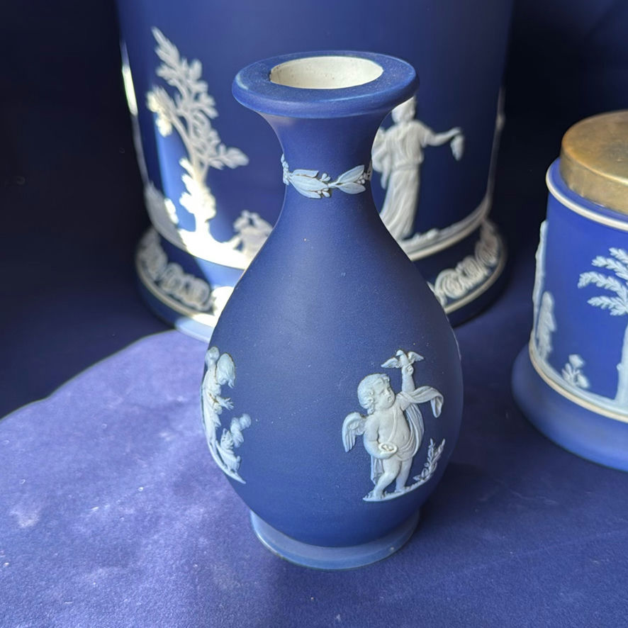 Wedgwood Jasperware - image 4 of 18