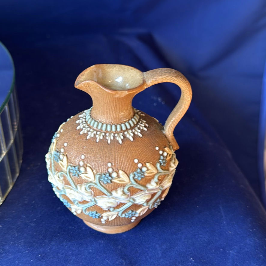 Doulton Lambeth Silicon Ware Ewers and Caramel Slag Glass - image 5 of 20