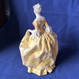 Authentic Richard Ginori-Capodimonte porcelain figurine - thumbnail 4 of 6
