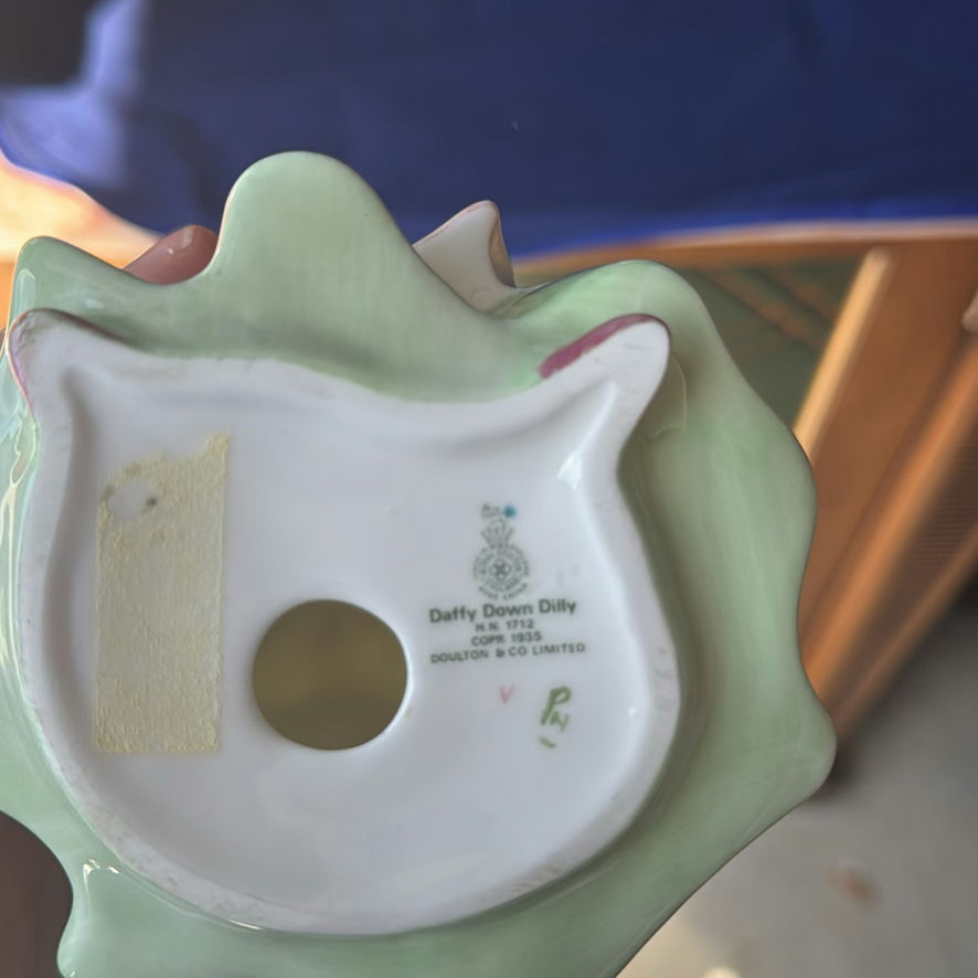 Royal Doulton Daffy Down Dilly HN 1712 - image 5 of 5