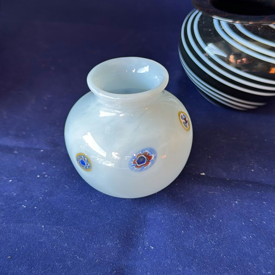 Art Glass Pieces - image 7 of 11