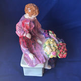 Royal Doulton The Flower Sellers Children HN1342 - thumbnail 5 of 6