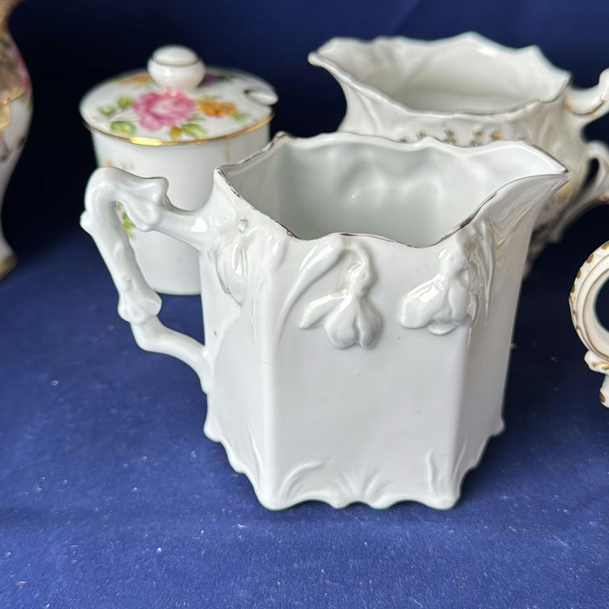 Various Creamers, 2 lidded Dishes Nippon, Hammersley And More - image 16 of 35