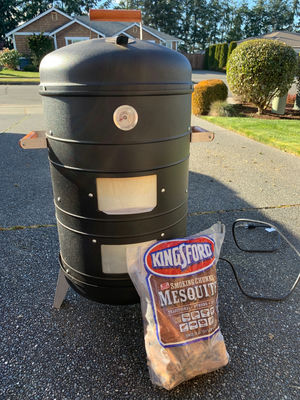 Electric Smoker - Image 1 of 5