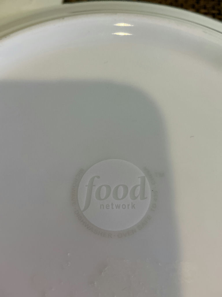 White ceramic dinnerware. - image 6 of 6