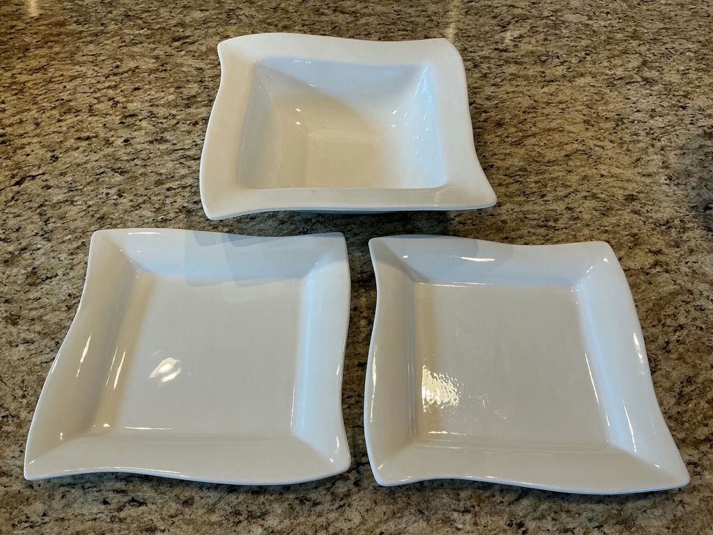 White square serving ware and small colored bowls. - image 5 of 6