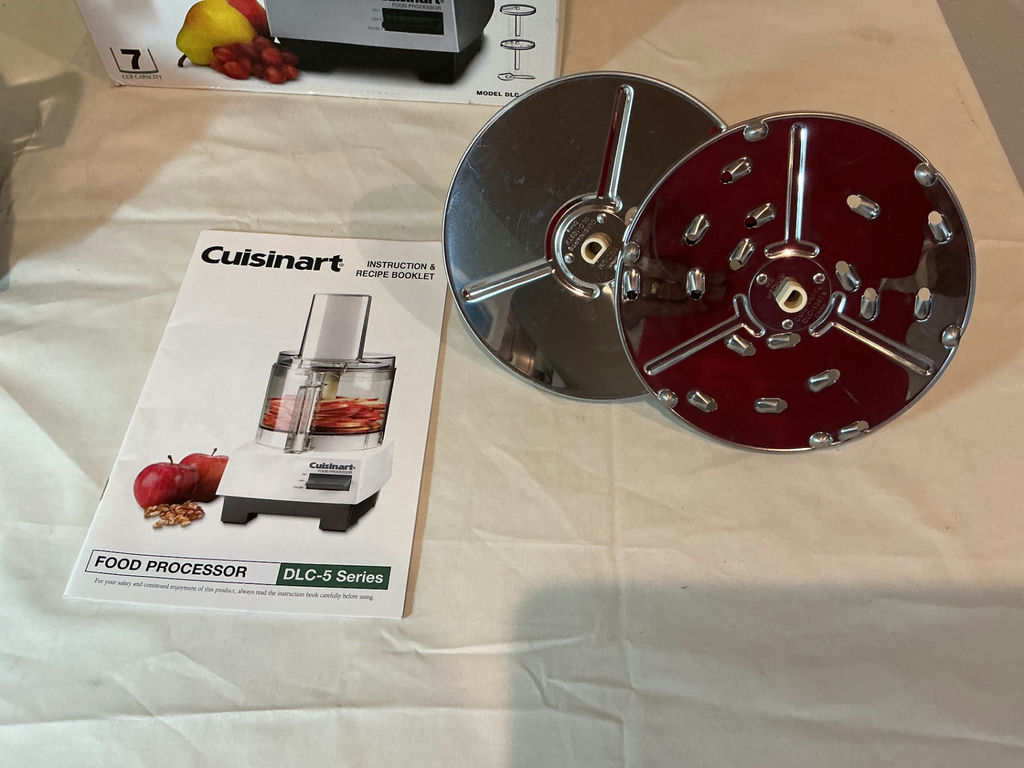 Cuisinart 7-Cup Food Processor with Discs and Manuals - image 3 of 5