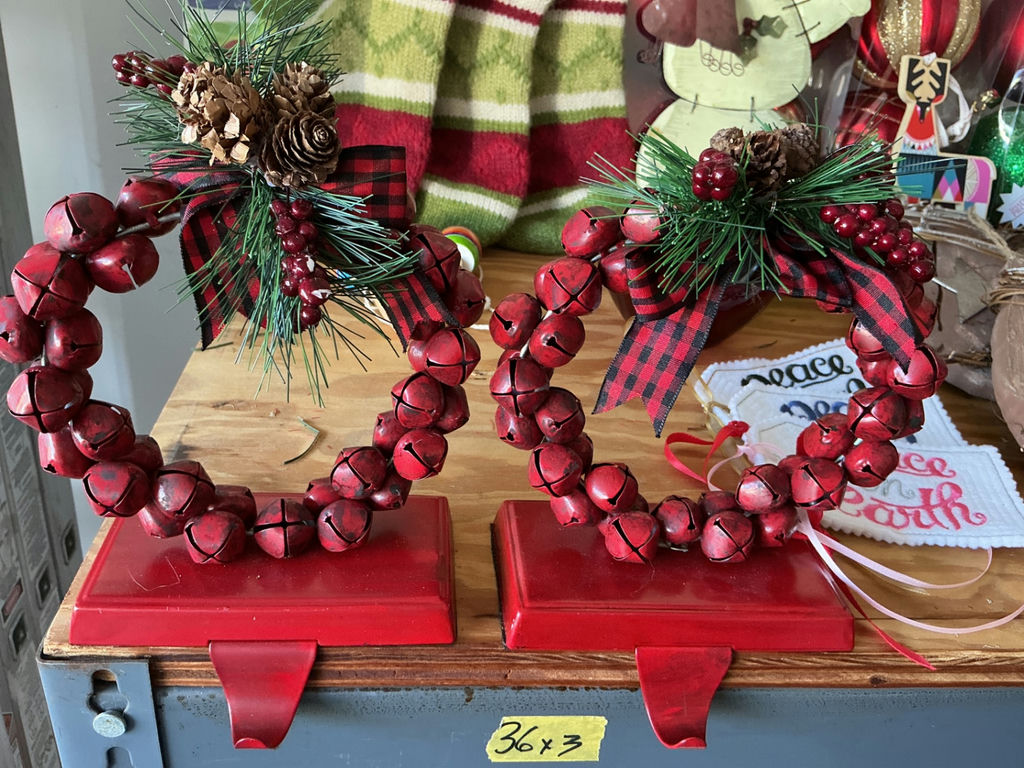 Christmas Decorations and Faux Tree Kit. - image 3 of 8