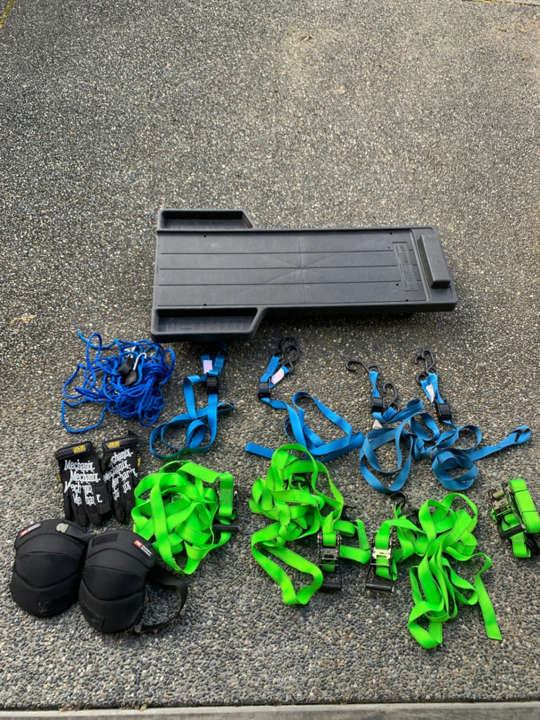 Mechanics creeper, tie-down straps and more - image 1 of 5