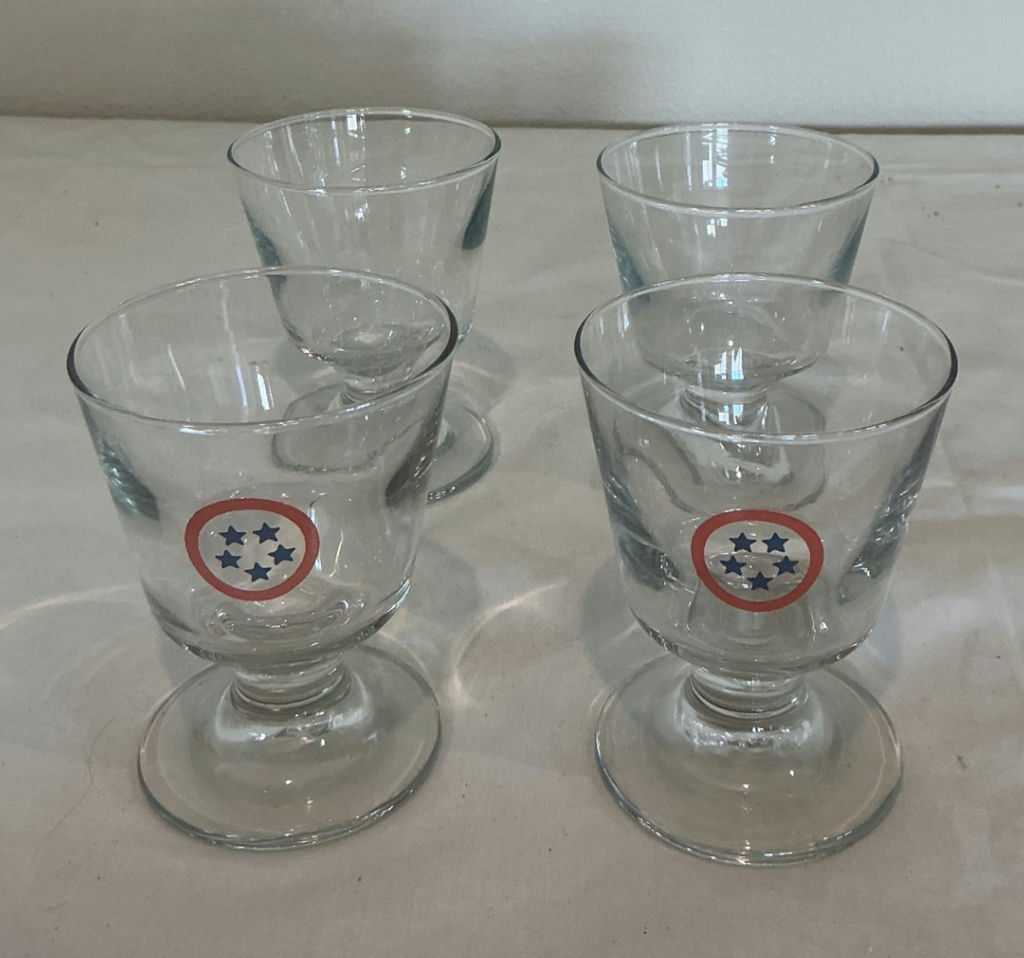 Assorted glassware and cocktail glasses. - image 4 of 5
