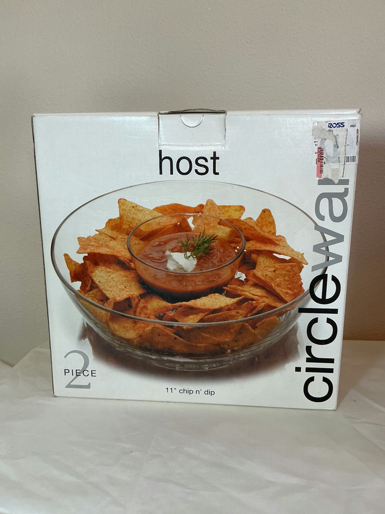 Assorted boxed kitchen serveware sets - image 3 of 5