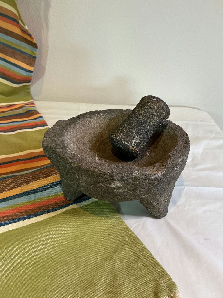 Assorted Mexican themed serving items. - image 3 of 8