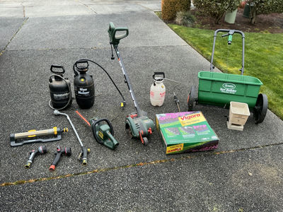 More Garden Tools - Image 1 of 7