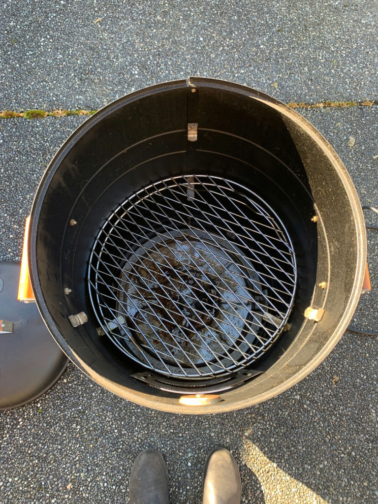 Electric Smoker - image 3 of 5