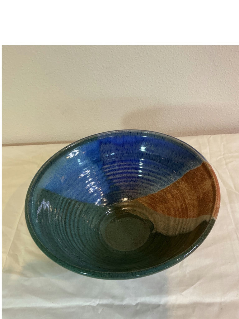 Pair of  glazed ceramic serving bowls. - image 6 of 7