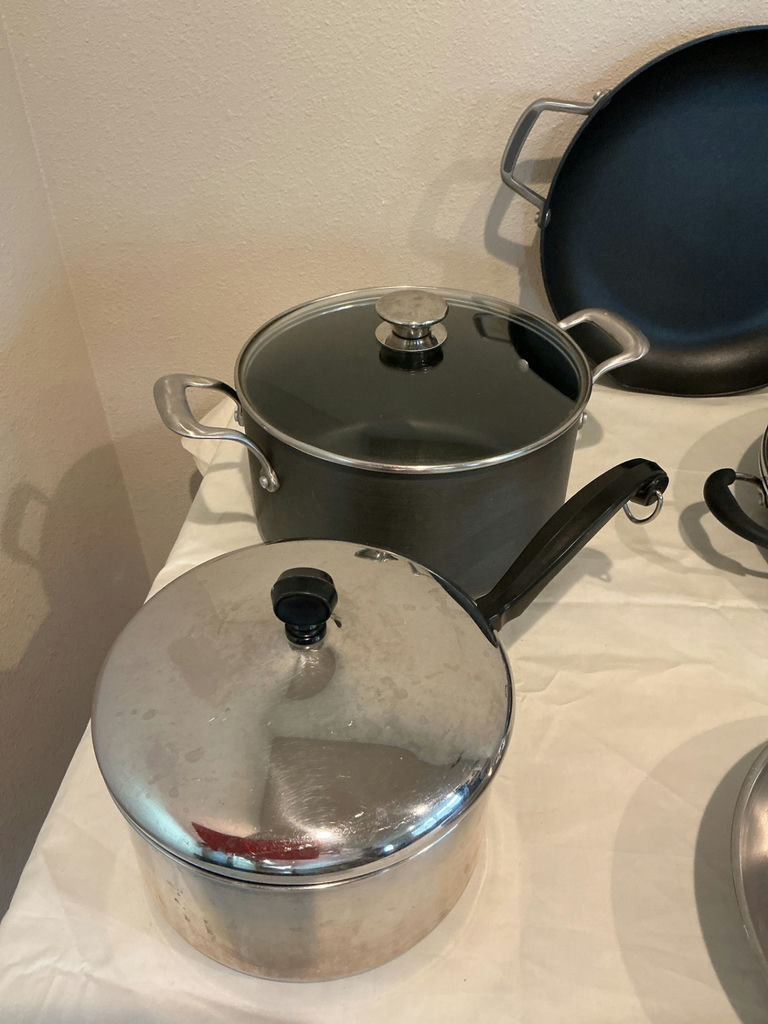 Cookware.  - image 2 of 7