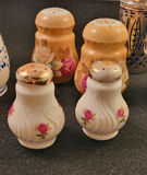 Vintage Lot of 8 sets (+1) Salt & Pepper Shakers - thumbnail 10 of 14