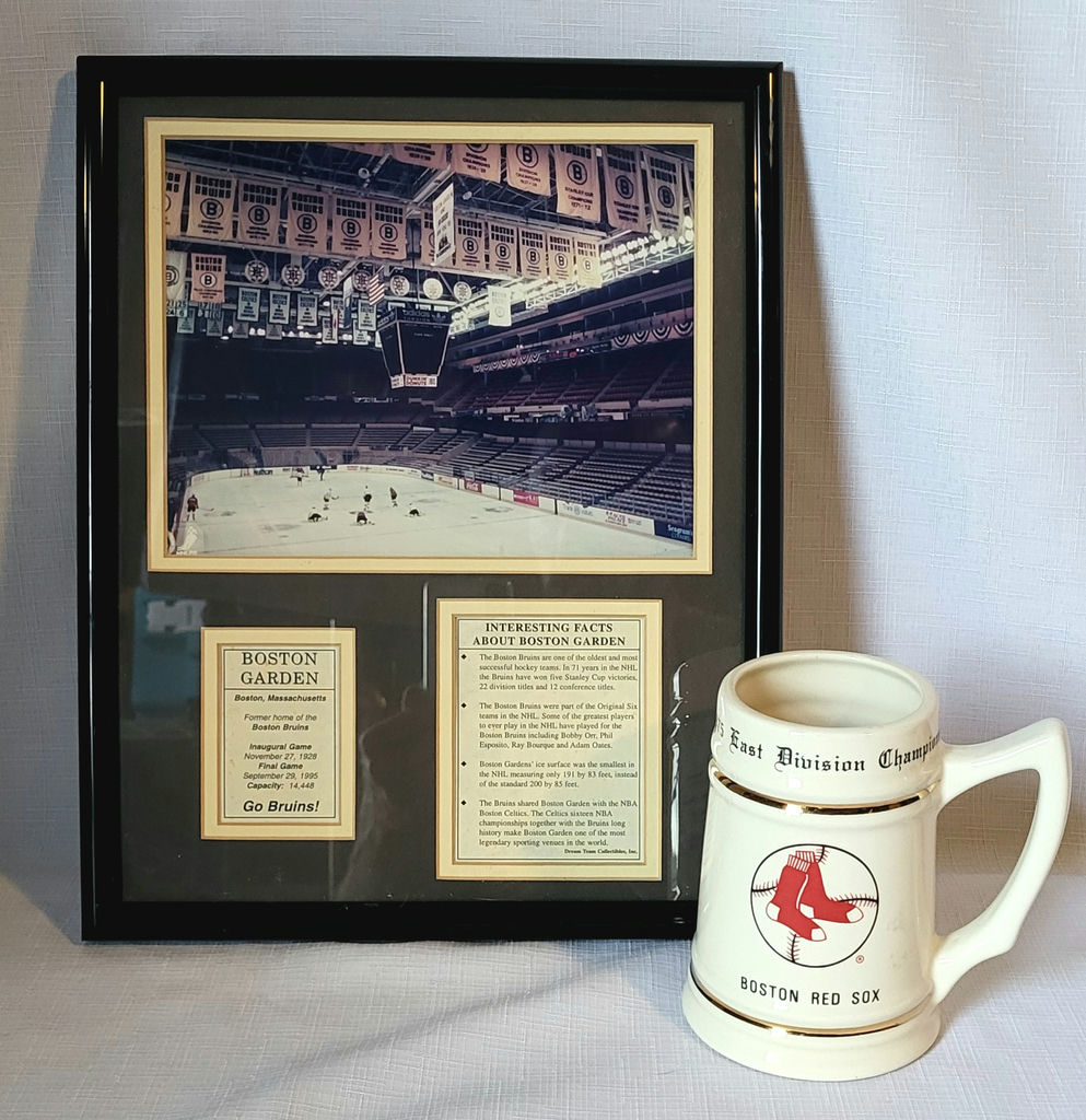 Vintage 2 Boston Red Sox & Bruins Collectables - image 1 of 9