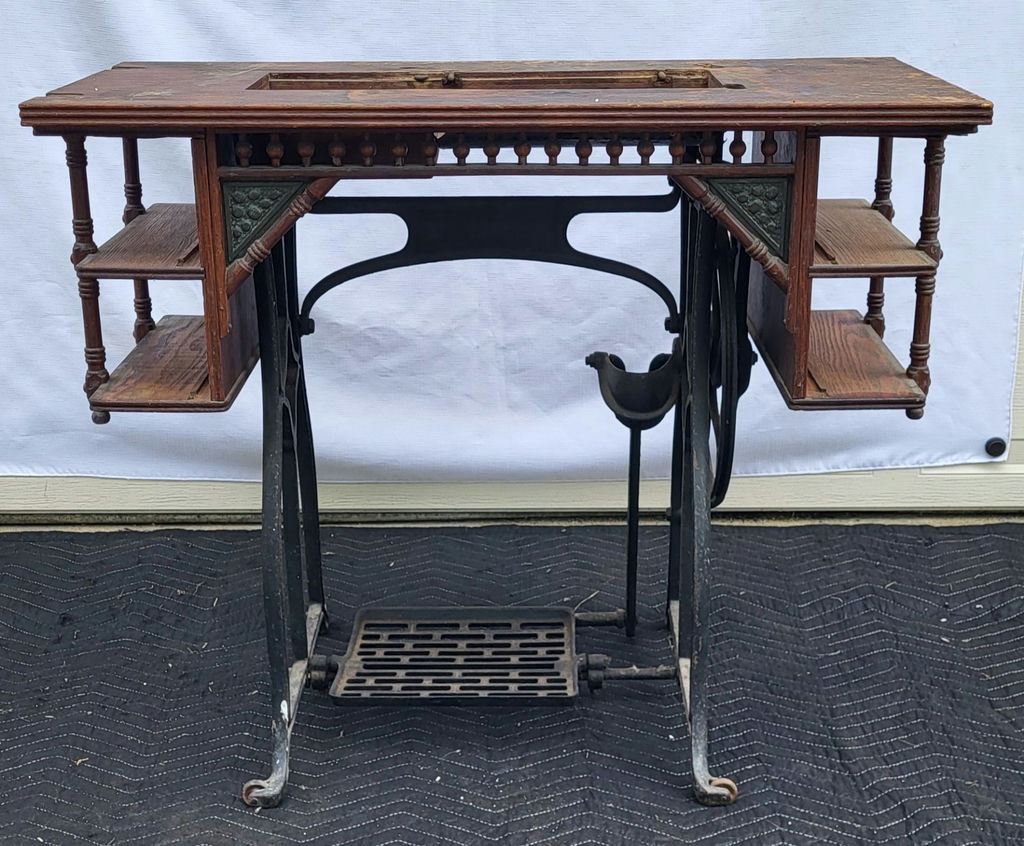 Antique Cast Iron Treadle Sewing Machine Base - image 1 of 5