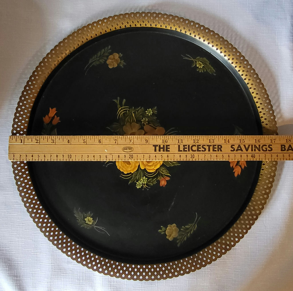 Vintage Toleware Tray & 2 Wooden Bowls - image 7 of 10