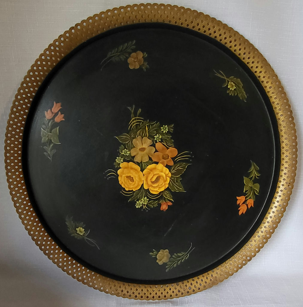 Vintage Toleware Tray & 2 Wooden Bowls - image 3 of 10
