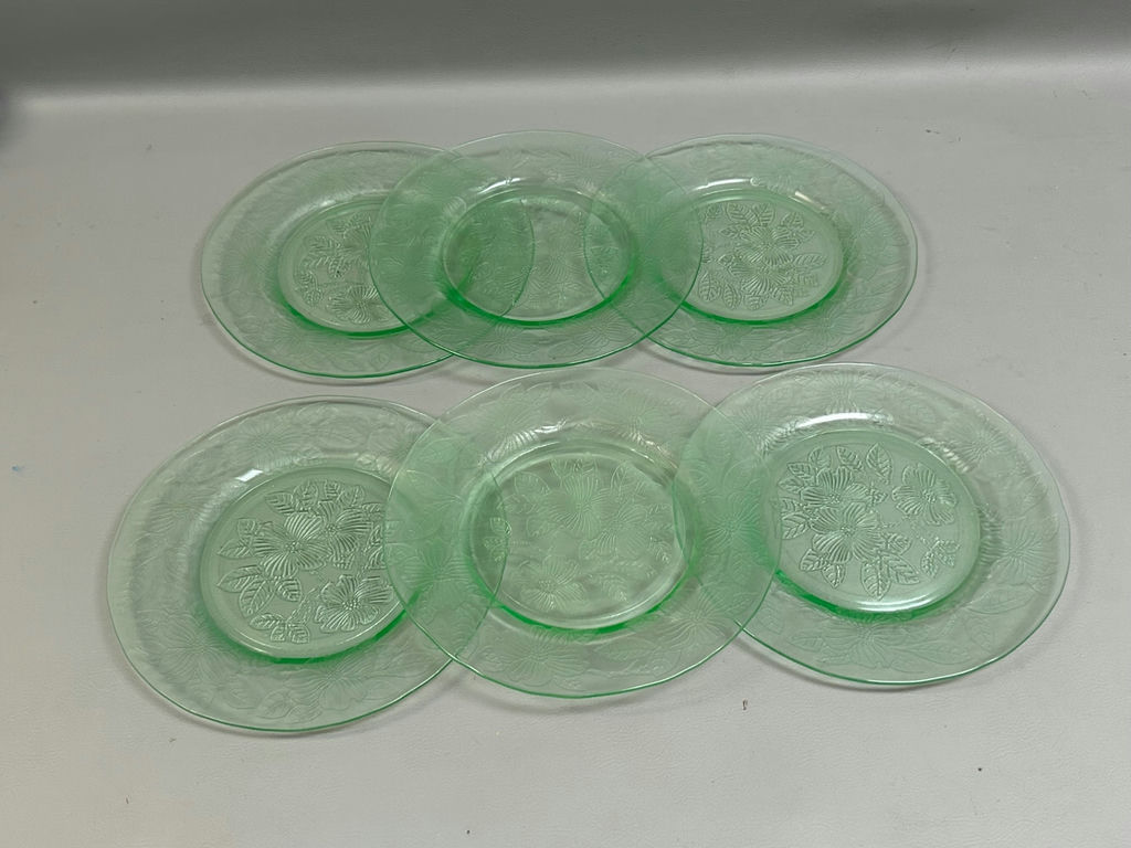 Green Uranium Glass Plates - image 4 of 4