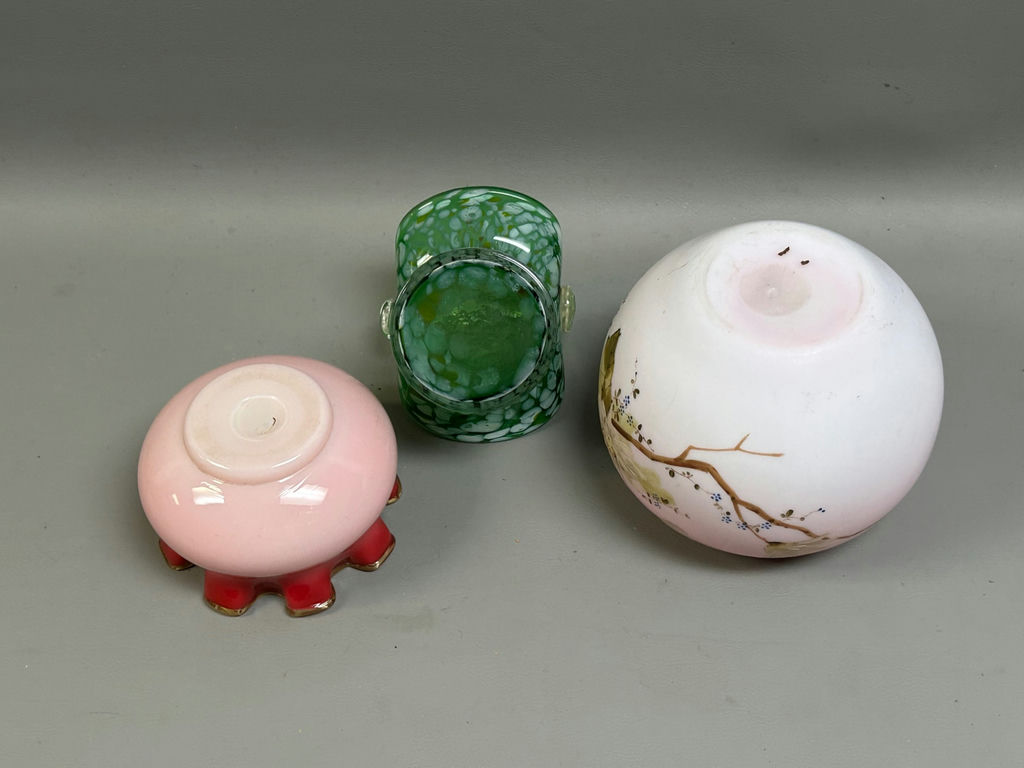 Hand Blown Art Glass Vases - image 3 of 4