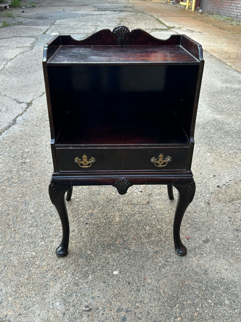 Kittinger One Drawer Nightstand - image 1 of 6