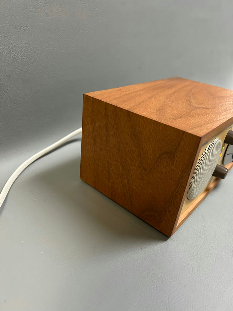 Henry Kloss Tivoli Audio Am-Fm Model One - image 4 of 7