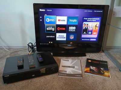 Vizio TV, Philips DVD player - Image 1 of 5