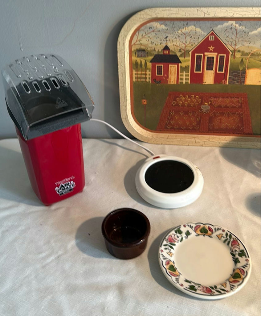 Assorted Kitchenware and Tableware - image 12 of 14