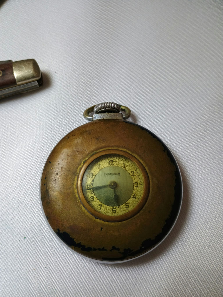 Pocket watch, pocket knives - image 5 of 6