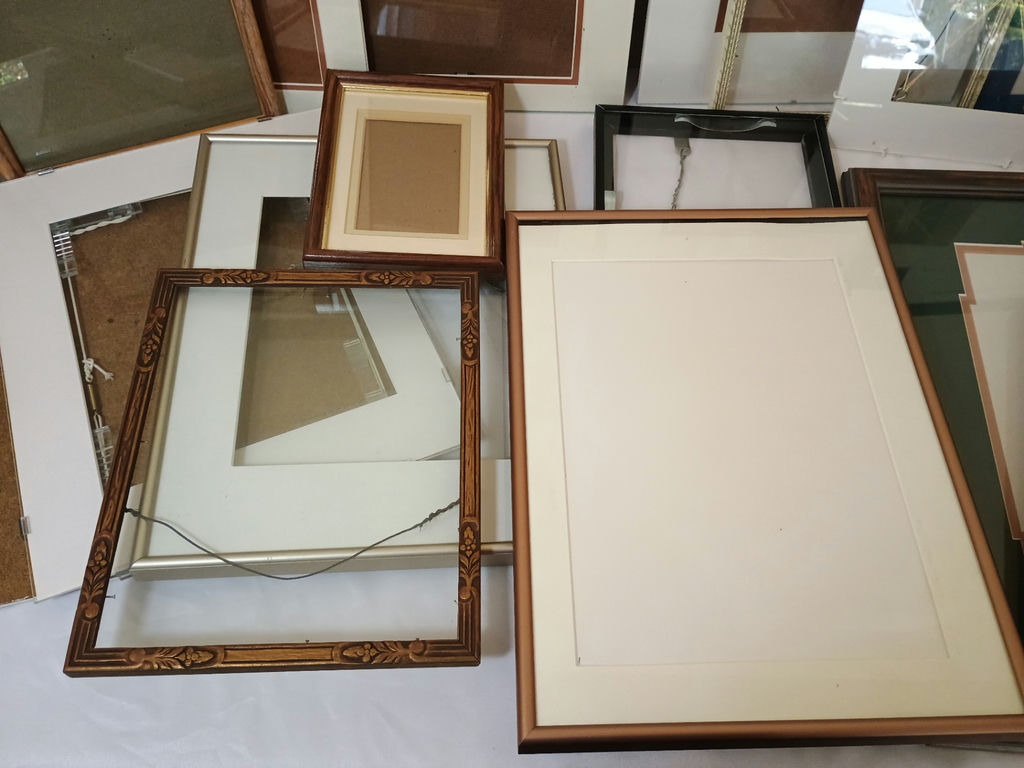 Blank frames - image 4 of 9